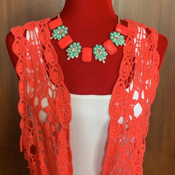 J Crew Statement Necklace with Coral, Turquoise and Rhinestone Gems - Picture 8 of 8